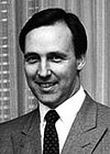 https://upload.wikimedia.org/wikipedia/commons/thumb/f/ff/Paul_Keating_1985.jpg/100px-Paul_Keating_1985.jpg